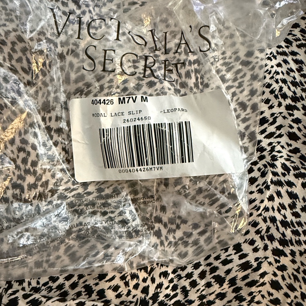 ** Victoria’s Secret ** Modal Leopard lace slip - Medium - NWT - Picture 10 of 10